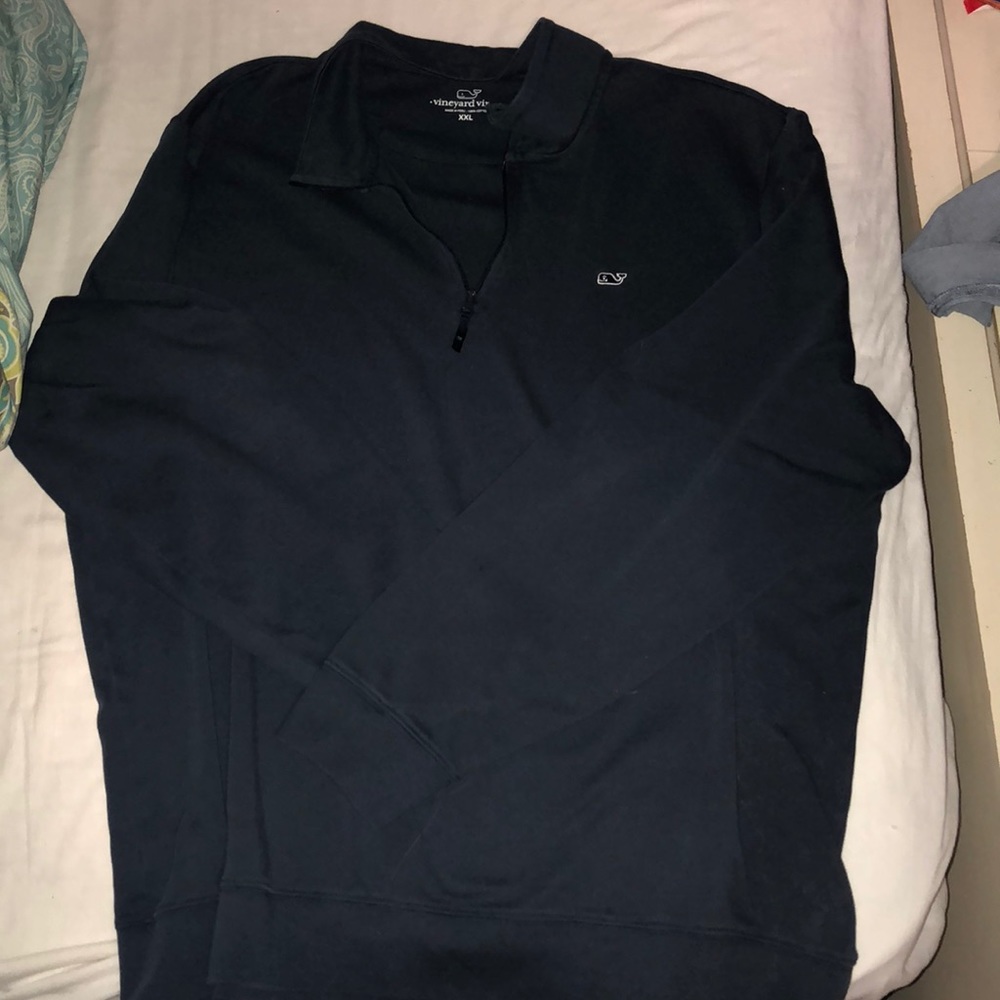 Navy vineyard vines pullover